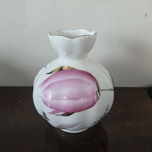 Porcelain Vase TULIP . LOMONOSOV LFZ